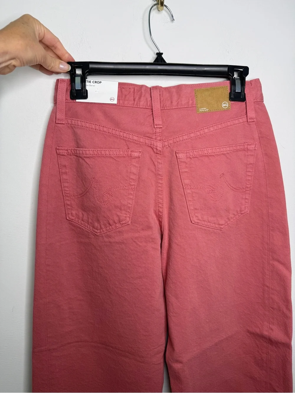 AG Hattie Crop High-Rise Barrel 24